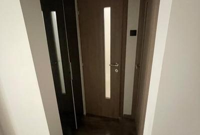 Apartament cu 3 camere decomandat, mobilat în Micro 3 - 15