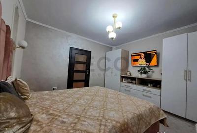 Apartament cu 3 camere decomandat în Iorga