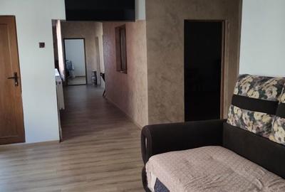 Casă cu 4 camere în Cazasu - 8
