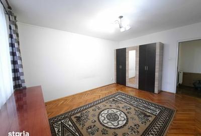 Apartament cu 3 camere decomandat în Ștrand