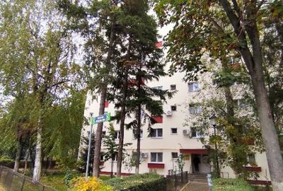 Apartament 2 camere bloc recent reabilitat strada Moldovi?a sector 4 - 1