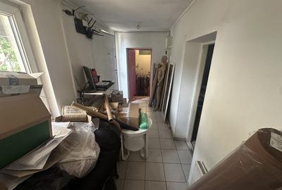 Casă individuală cu 10 camere cu Canalizare în Berceni - 6