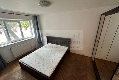 FARA RISC,Ap 2 cam SD - Podu Roș, etaj 1/4 - Zonă liniștită, 82.000 EUR