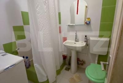 Apartament cu 3 camere semidecomandat, mobilat în Calea București - 1