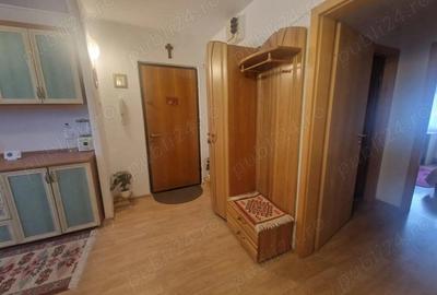 Apartament cu 3 camere decomandat în Soarelui - 1