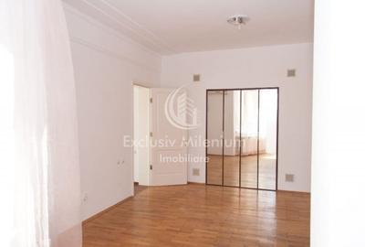 Casă individuală cu 5 camere cu Canalizare în Calea Victoriei - 6