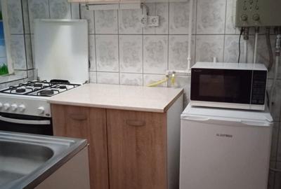 Apartament cu 2 camere decomandat în Central - 4