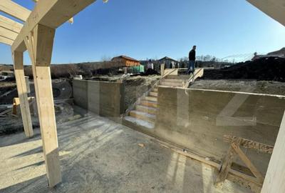 Casă cu 4 camere cu Teren 699 Mp în Central - 14