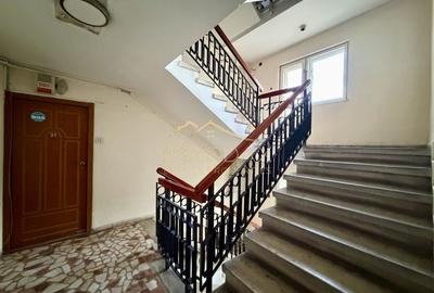 Apartament cu 4 camere *95mpc* // Bulevardul Unirii - 43