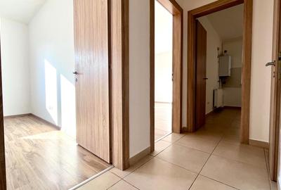 Apartament cu 2 camere decomandat în Tractorul - 7