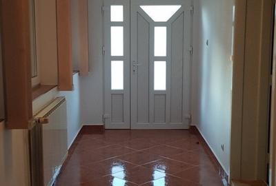 Chisoda - Inchiriez casa cu 4 camere - 2