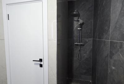 Spațiu comercial, de 55 mp, în Central - 17