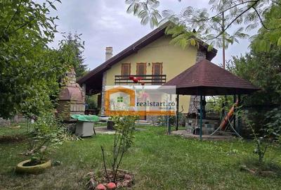 Vedere padure, panouri solare si fotovoltaice, pompa de c... Vedere padure, panouri solare si fotovoltaice, pompa de c... - 5