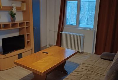 Tineretului -C.R.Motru -2 camere - 7