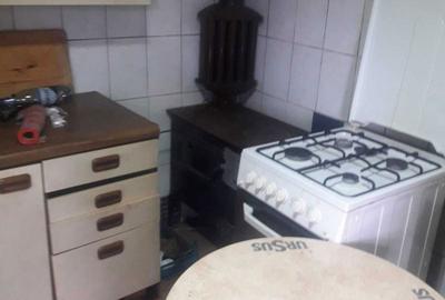Casă cu 3 camere în Surdești - 2