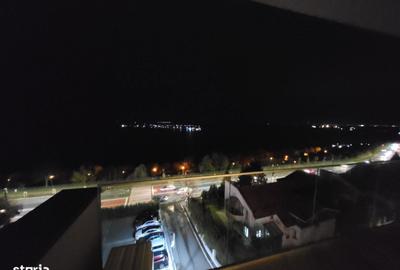 Apartament cu 3 camere în Faleză