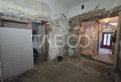 Apartament de vanzare la casa 2 camere 59mp zona Piata Cluj Sibiu - 1