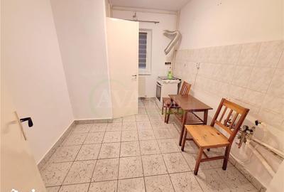 Apartament cu 2 camere semidecomandat în Cornișa - 9