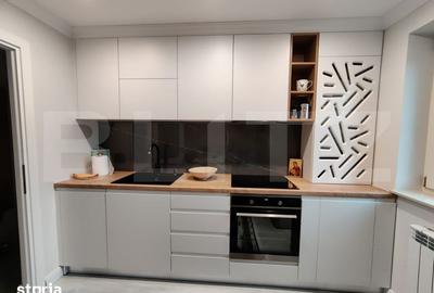 Apartament cu 3 camere semidecomandat în Policlinica - 7