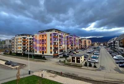 Apartament cu 3 camere decomandat în Tractorul - 1