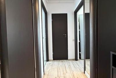 Apartament cu 2 camere decomandat în Tractorul - 5