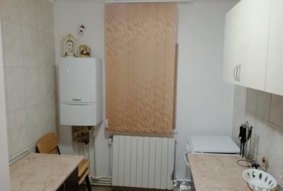 Închiriez apartament cu 2 Camere Micro 17 - 6