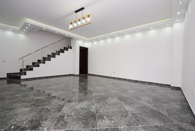 Casă individuală cu 3 camere cu Teren 93 Mp în Rahova - 2