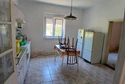 Casă cu 6 camere cu Canalizare în Caransebeș - 3