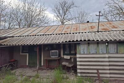 Casă cu 4 camere în Tudor Vladimirescu - 1