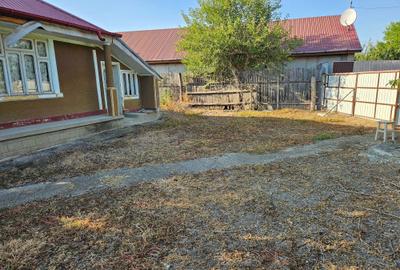 Casă cu 4 camere în Slobozia Blăneasa - 6