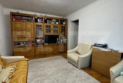 Apartament 2 camere, 52 mp, luminos, zona Liceul Economic - 2