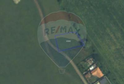 Teren agricol intravilan de 600 mp, în Sânpetru - 2