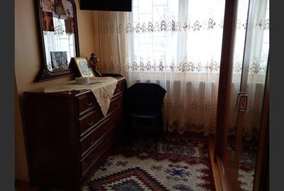 Apartament cu 3 camere semidecomandat, mobilat în Micro 40 - 6