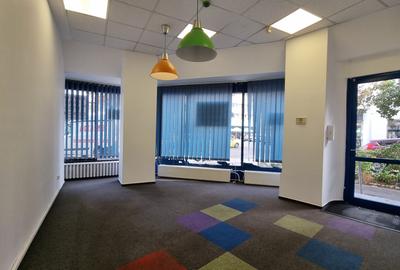 Spațiu comercial de închiriat - 1 Mai - 5