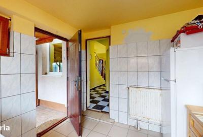 Casă cu 4 camere cu Canalizare în Bălăceanca - 2