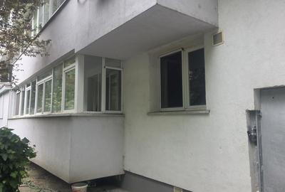 Apartament cu 3 camere semidecomandat în Titan - 4