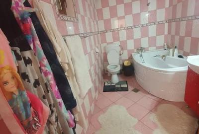 Casă cu Teren 220 Mp în Central - 4