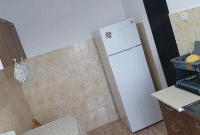 Apartament cu 2 camere nedecomandat în 1 Mai - 2