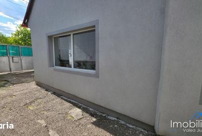 Casă cu 4 camere cu Teren 268 Mp în Central - 18