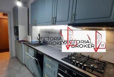 Apartament cu 3 camere decomandat, mobilat în Doamna Ghica