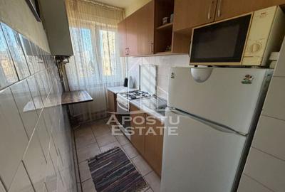 Apartament cu 2 camere semidecomandat, mobilat în Circumvalațiunii - 8