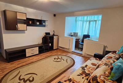Apartament cu 2 camere semidecomandat în Tineretului - 1