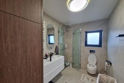 Casa Smart de Vanzare 300 mp | Panouri Fotovoltaice 16 - 12