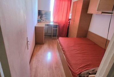 Apartament cu 3 camere semidecomandat în Central - 2