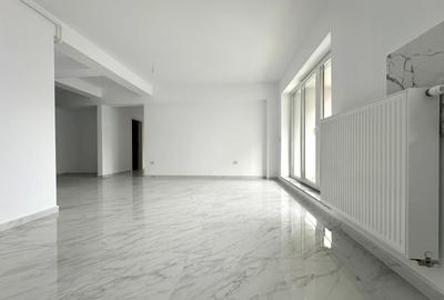 Apartament cu 3 camere în Tractorul - 2