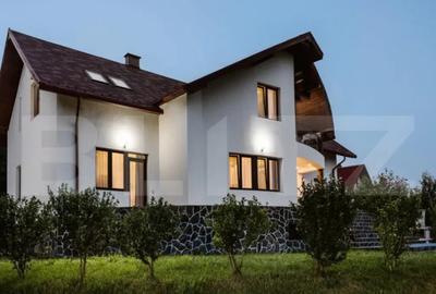 Casă cu 4 camere cu Teren 2456 Mp în Livezeni - 18
