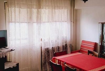 Apartament cu 2 camere decomandat în Central - 1
