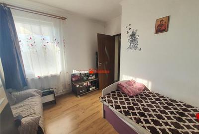 Apartament cu 3 camere de - 7