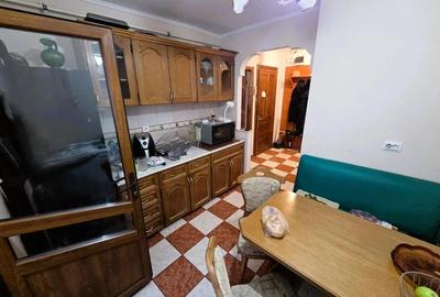 Apartament --3 camere -podgoriilor etajul 2 - 7