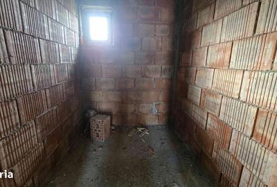 Casă cu 3 camere în Holboca - 2